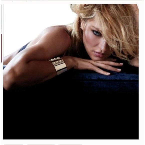 Victoria's Secret Scandalous Cuff Bracelet Gold Sexy Pyramid Limited Edition - Picture 1 of 12